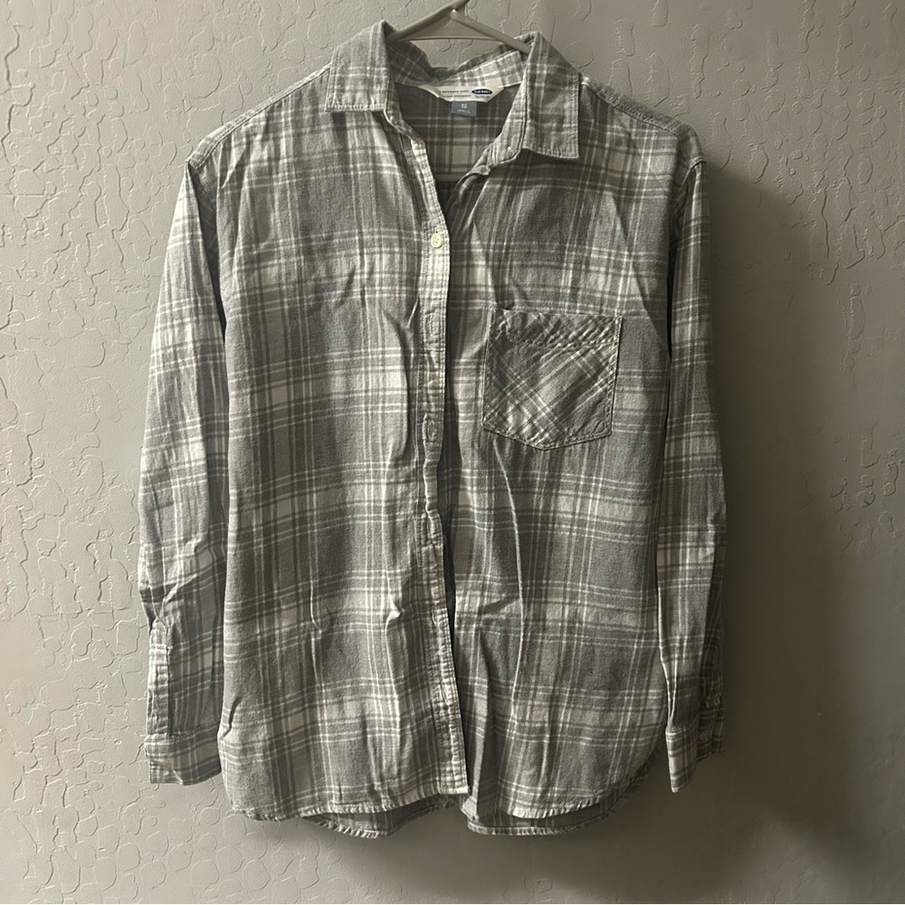 Old Navy The Boyfriend Grey and White Plaid Shirt